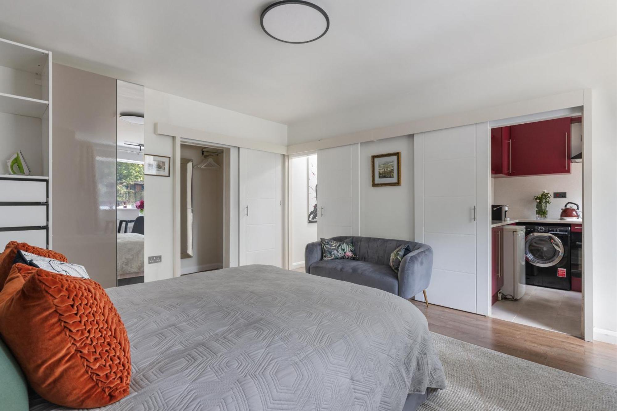King Studio Apartment With Garden And Parking Илинг Экстерьер фото